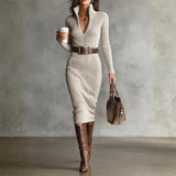 Hannelore - Midi-Strickkleid mit V-Ausschnitt und Slim Fit