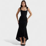Lieselotte - Kleid mit skulpturaler Silhouette