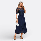 Christa - Spitzenkleid mit kurzen Ärmeln