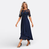Christa - Spitzenkleid mit kurzen Ärmeln