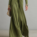Gisela - Maxi-Seidenkleid in Oliv mit tiefem V-Ausschnitt