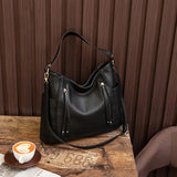 Adelheid - Handtasche aus Leder mit Fransen