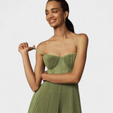 Brunhilde - Das Kleid mit Eleganz