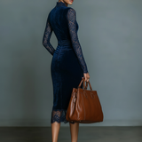 Hanna - Midi- Kleid aus Samt mit V-Ausschnitt und Spitze