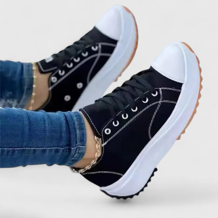 Christa - Bequeme Sneakers