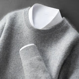 Andrea - Weicher und Warmer Pullover
