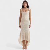 Lieselotte - Kleid mit skulpturaler Silhouette