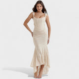 Lieselotte - Kleid mit skulpturaler Silhouette